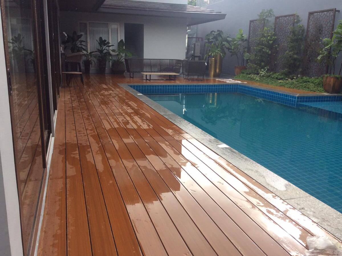 Applications of Decking