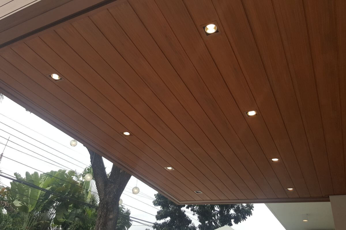 What is Wood Paneling?