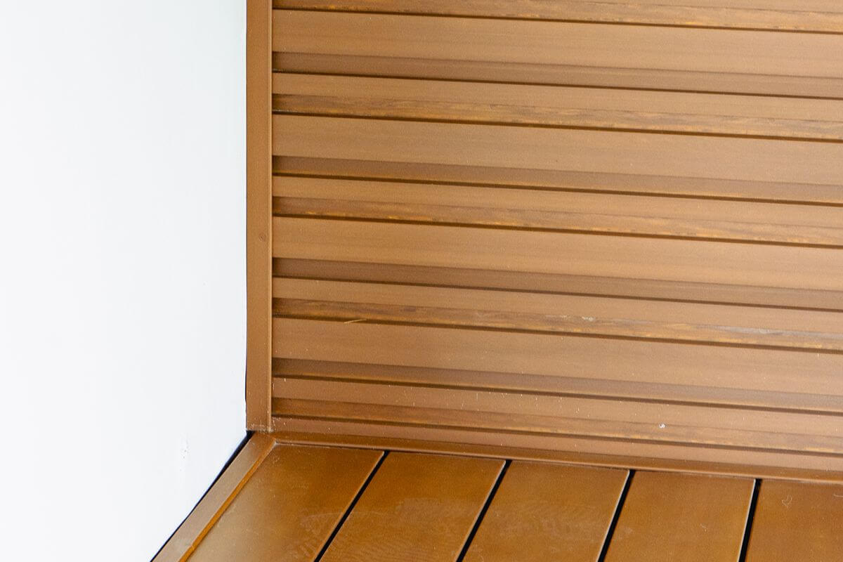 Can Wood Slats Be Used For Modern Workplace Design?